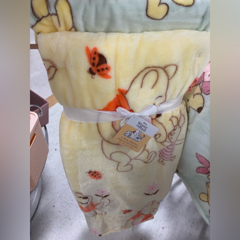Winnie the Pooh 2 pack blankets